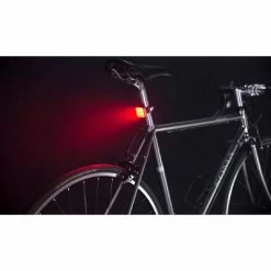 Eclairage Arrière Vélo LED 100 Lumens Blinder Grid Knog 7 Eclairage Arrière Vélo LED 100 Lumens Blinder Grid Knog -Éclairages Vélo Soldes eclairage arriere velo led 100 lumens blinder grid knog full 3