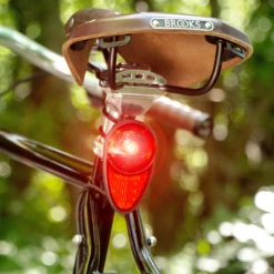 Eclairage Vélo Sans Pile Nova Reelight Sur Tige De Selle -Éclairages Vélo Soldes eclairage velo sans pile nova reelight sur tige de selle full 5