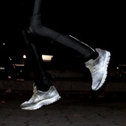 Spray Réfléchissant Pour Vélo Et Accessoires Reflective Spray -Éclairages Vélo Soldes spray reflechissant pour velo et accessoires reflective spray full 4